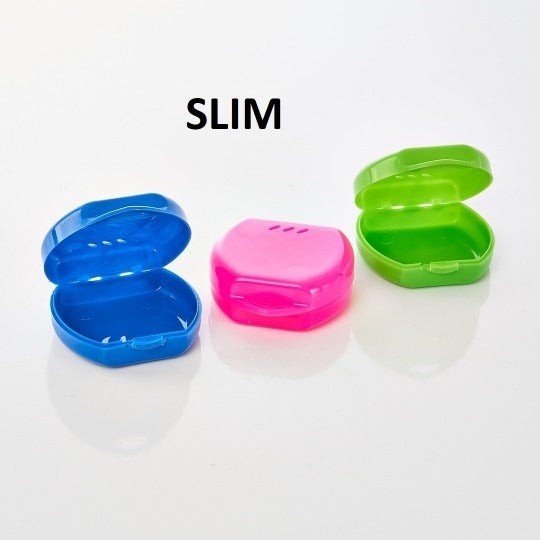 Denture storage case in classic color design