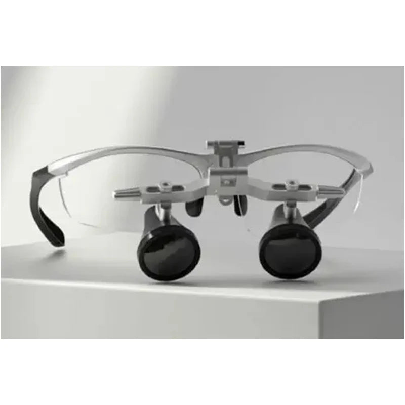 Eighteeth Briliance Surgical Loupes 3.5× 450/500 mm Working Distance